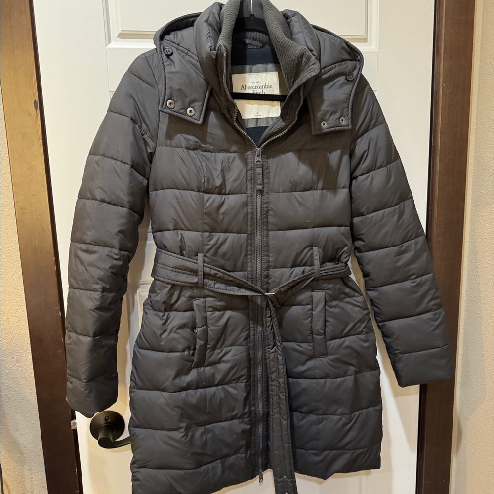 Abercrombie & Fitch Women's Black Y2K Puffer Coat| Parka| - Picture 1 of 5